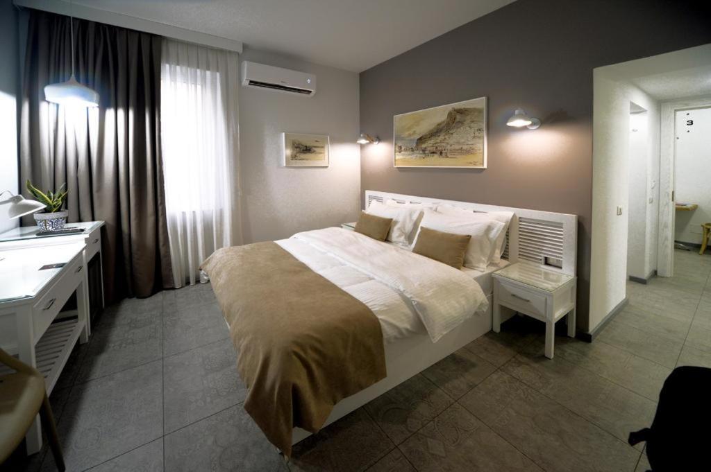 Konak Rooms L Skanderbeg Square Tirana Exteriör bild